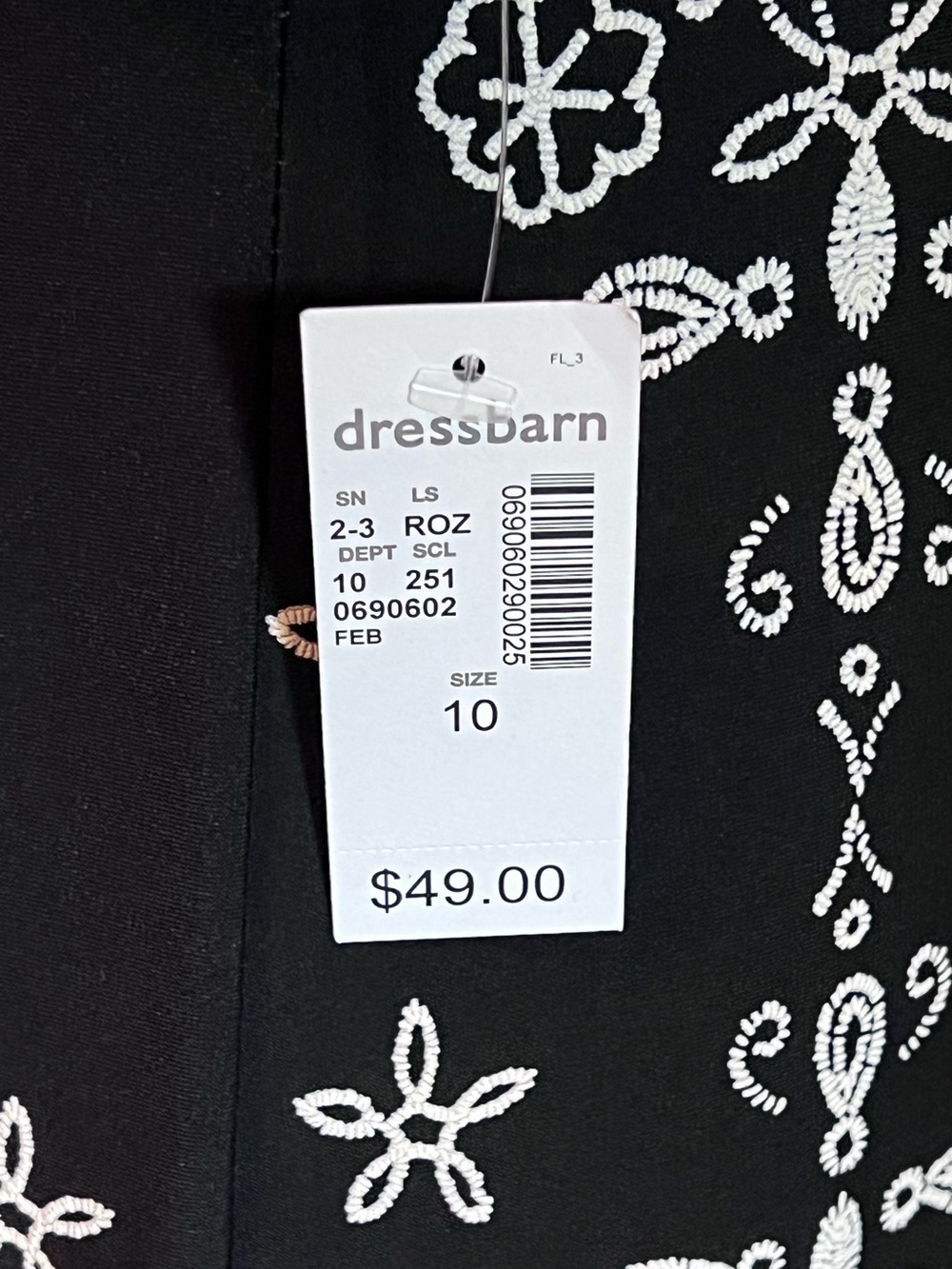 CHETTA B Black Dress with Embroidered Floral Patterns Women’s Size 10 - Picture 5 of 8
